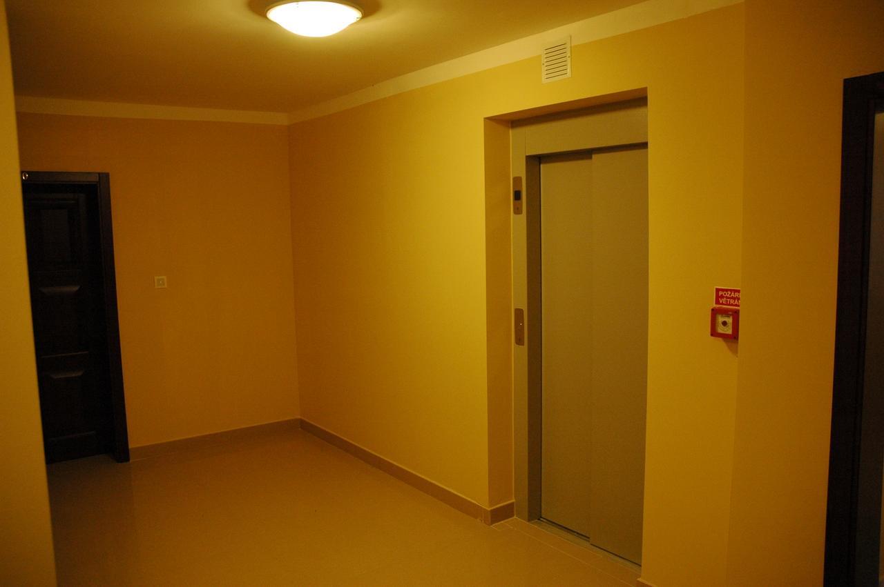 Art Star Hotel Hostivice Zewnętrze zdjęcie