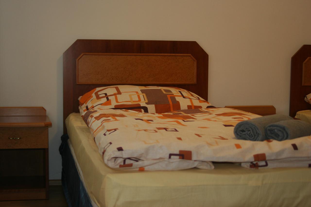 Art Star Hotel Hostivice Zewnętrze zdjęcie